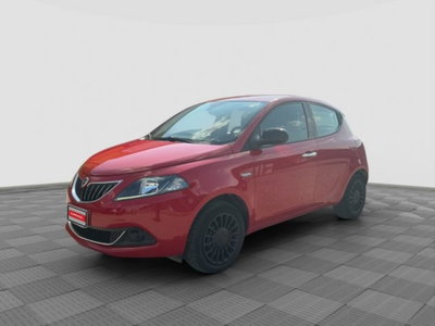 Lancia Ypsilon 1.0 FireFly 5 porte S&S Hybrid Ecochic A. Ferretti usata