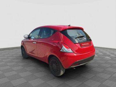 Lancia Ypsilon 1.0 FireFly 5 porte S&S Hybrid Ecochic A. Ferretti (3)