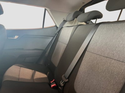 Kia Stonic 1.0 t-gdi Urban (10)