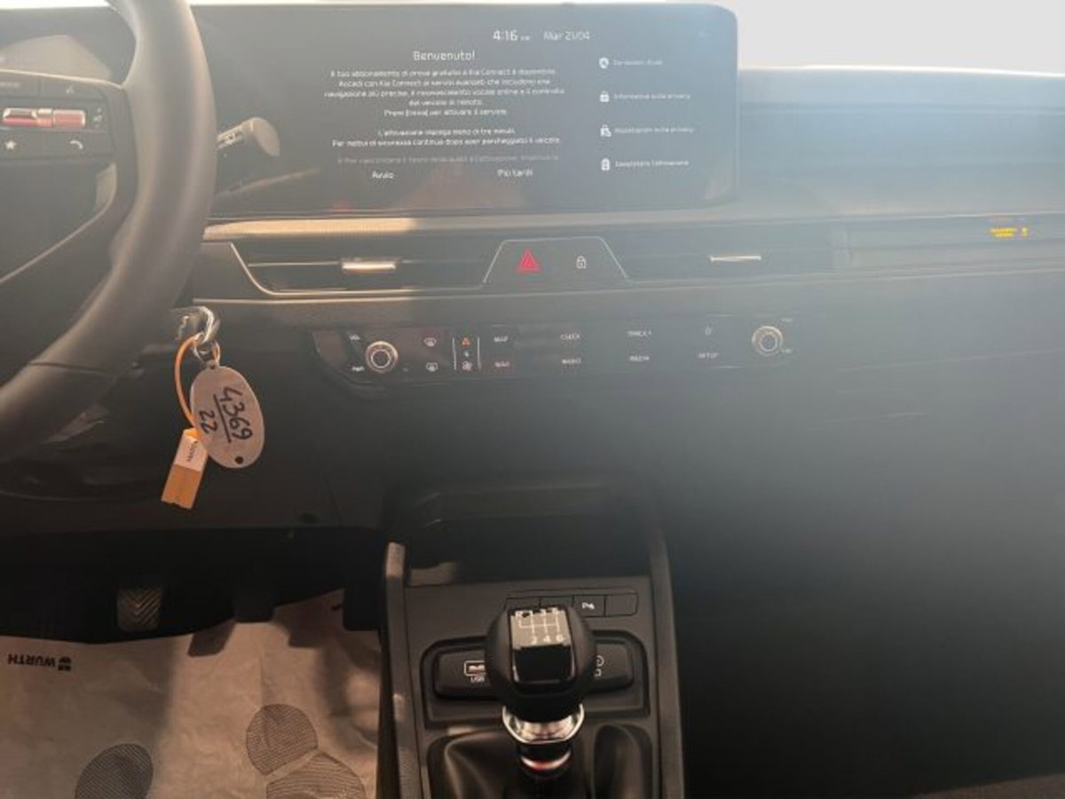 Kia Stonic 1.0 t-gdi Urban (13)