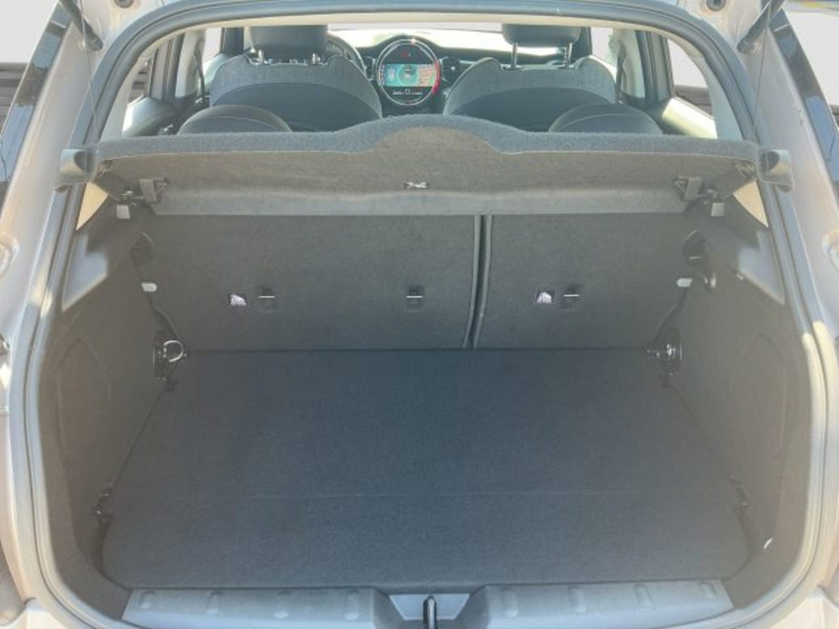 MINI Mini 1.5 Cooper Business 5 porte (13)