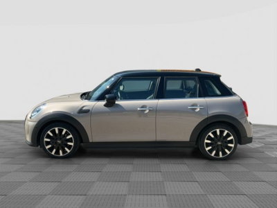 MINI Mini 1.5 Cooper Business 5 porte (2)