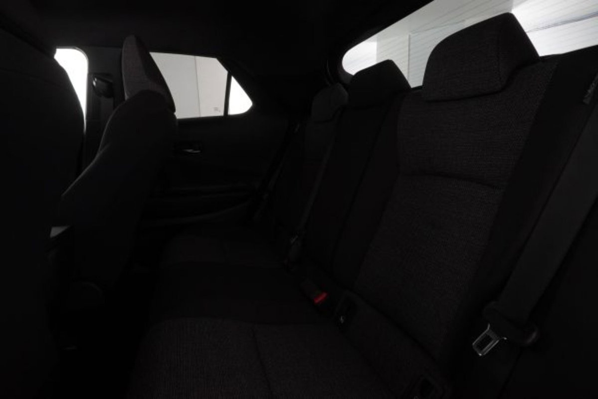 Toyota Toyota C-HR 1.8 hv Lounge fwd e-cvt (11)
