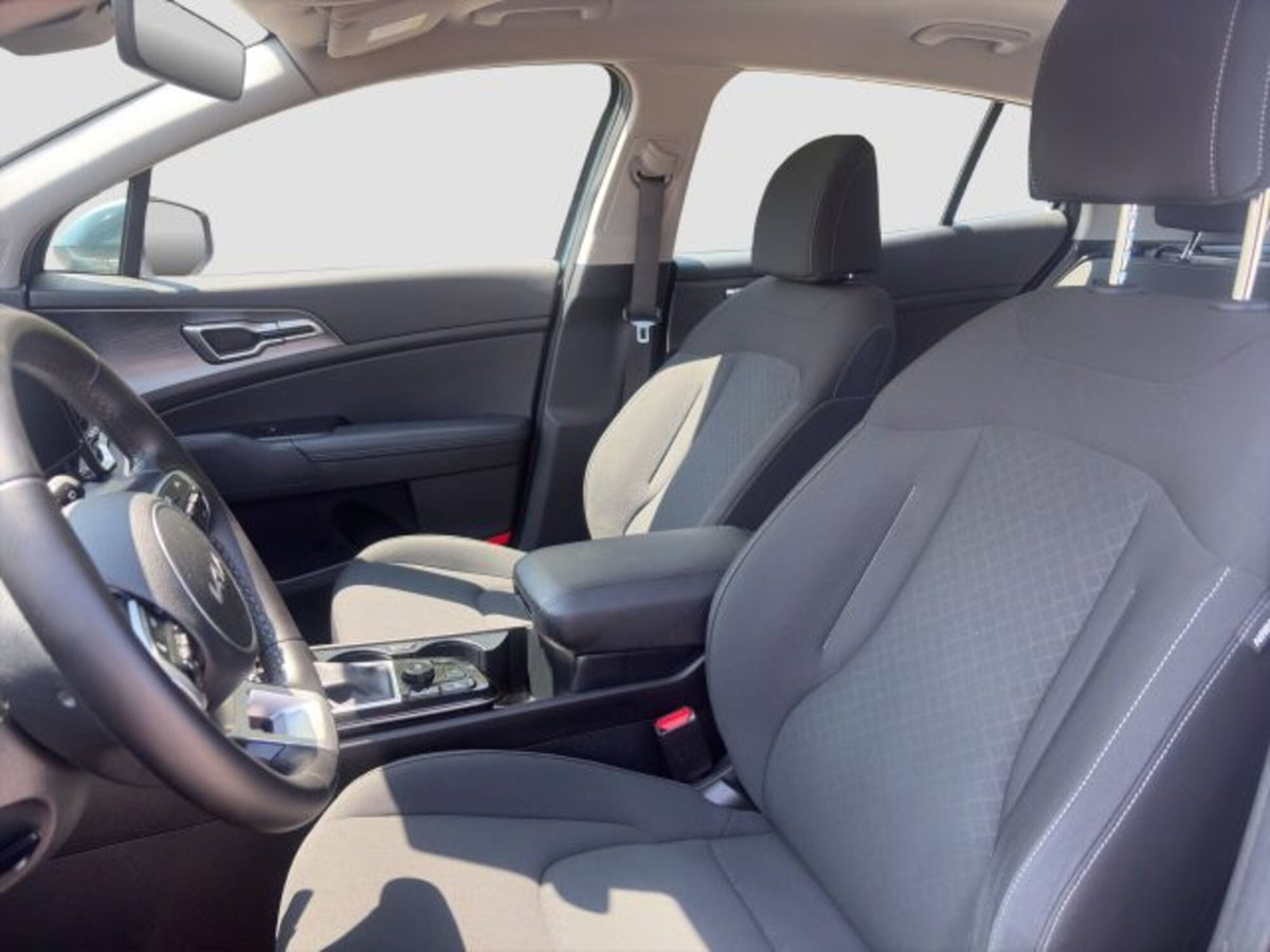 Kia Sportage 1.6 crdi mhev Business dct (9)