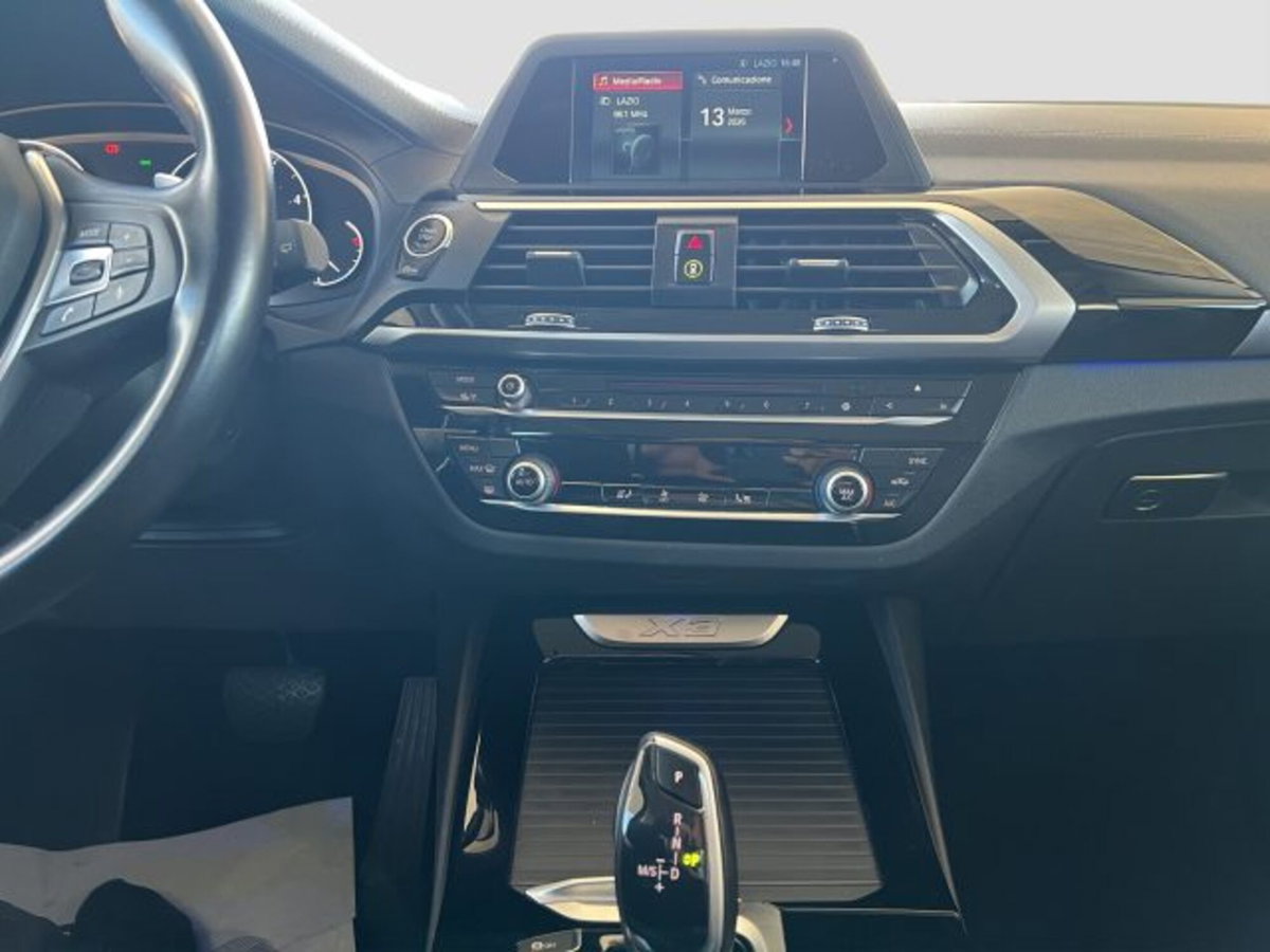 BMW X3 xDrive20d Luxury (13)