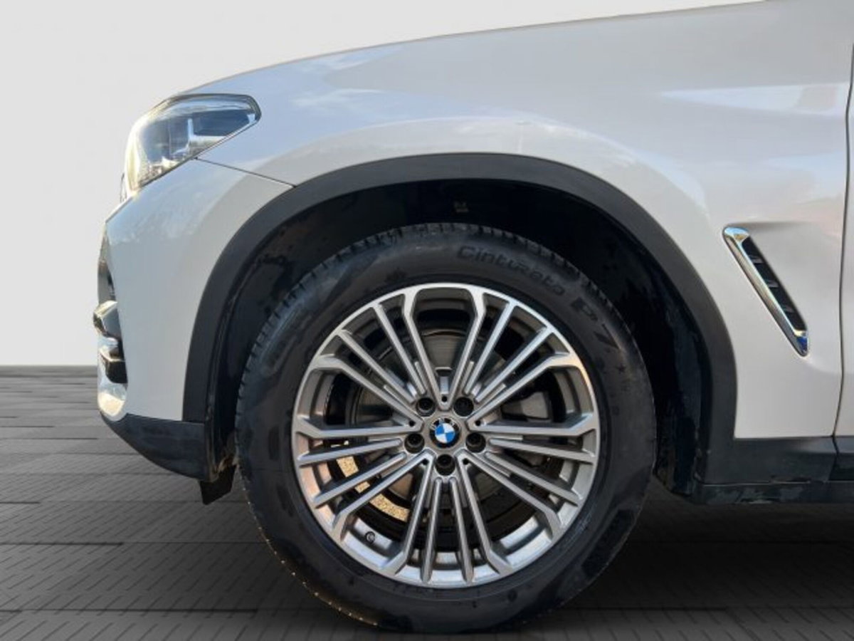 BMW X3 xDrive20d Luxury (16)