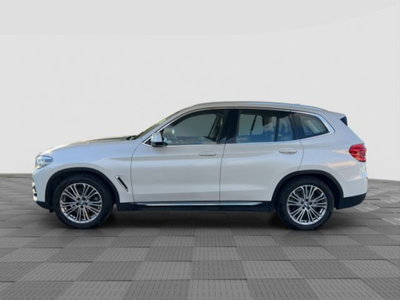 BMW X3 xDrive20d Luxury (2)