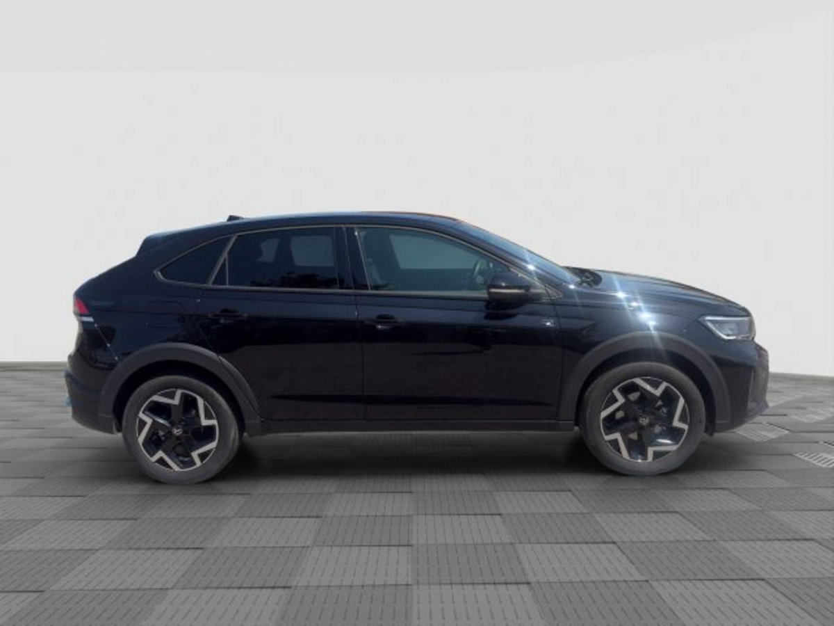 Volkswagen Taigo 1.0 tsi R-Line 115cv (6)
