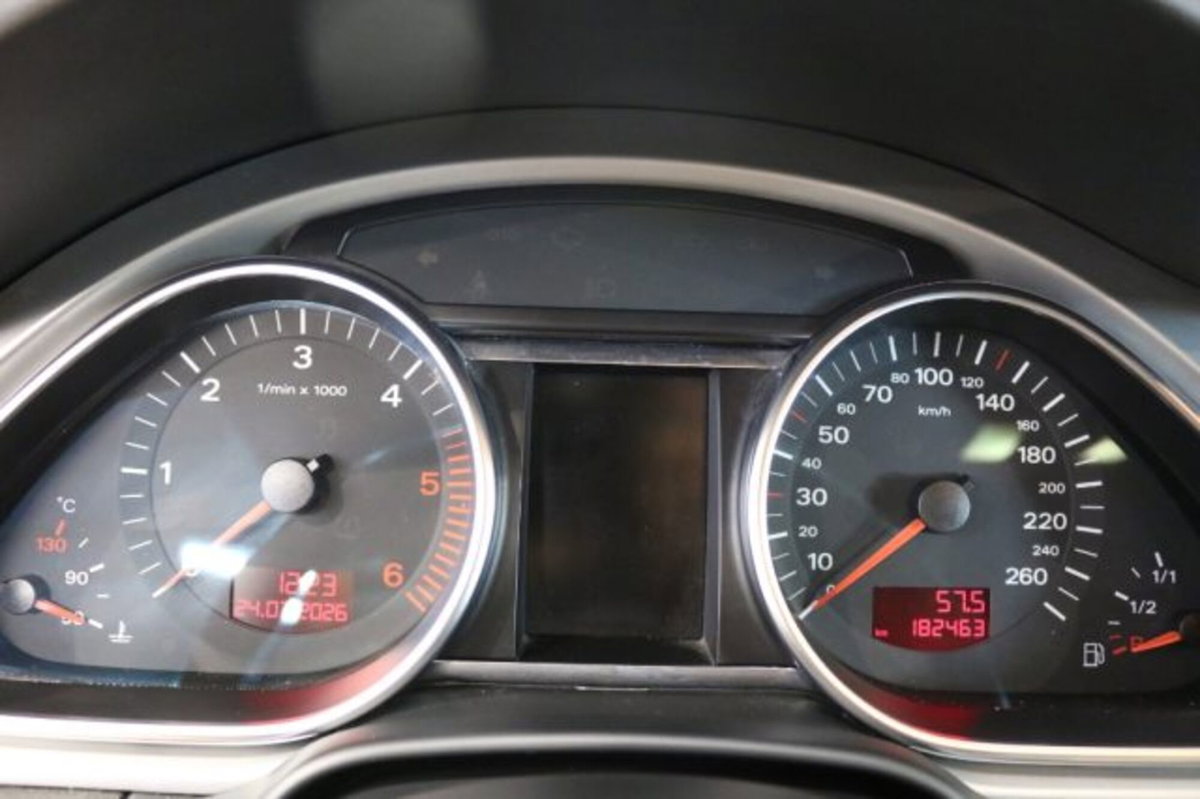 Audi Q7 3.0 V6 TDI 233CV quattro tiptronic (19)