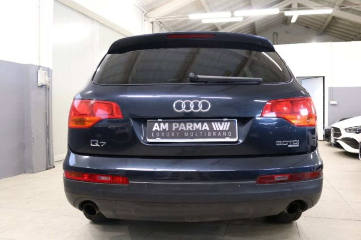 Audi Q7 3.0 V6 TDI 233CV quattro tiptronic (5)