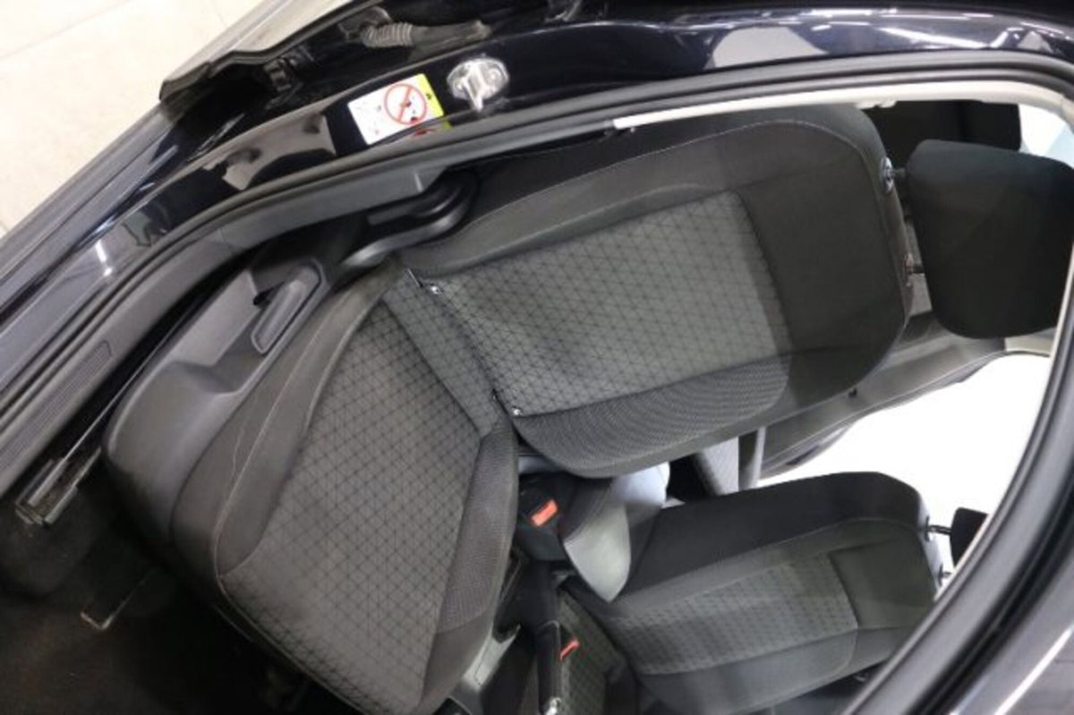 Volkswagen T-Cross 1.0 TSI 110 CV DSG Style (11)