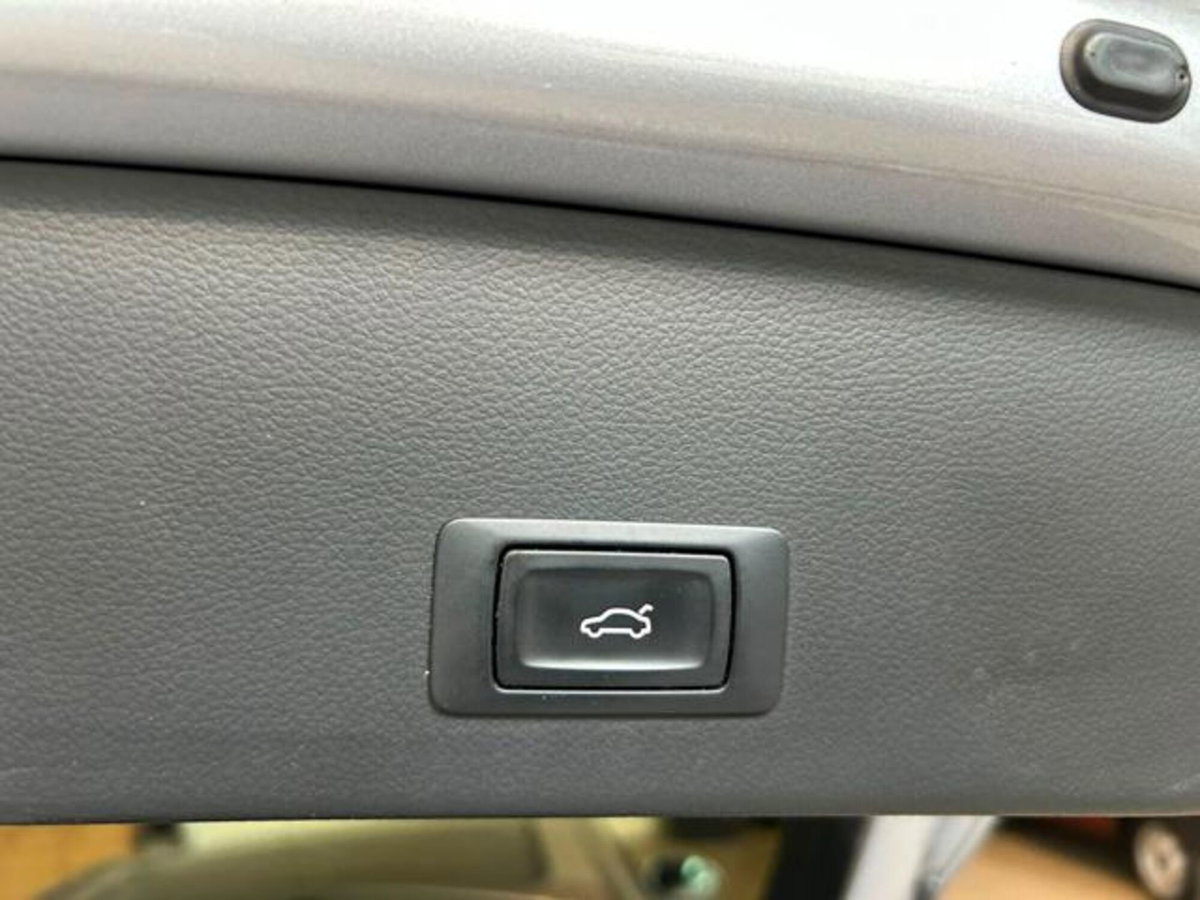 Audi A6 Avant 3.0 TDI 272 CV quattro S tronic Business (14)