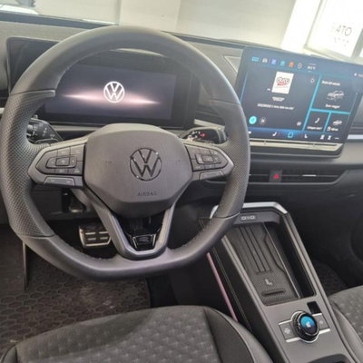 Volkswagen T-Roc 1.5 etsi R-Line 150cv dsg (7)