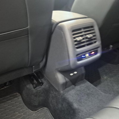 Volkswagen T-Roc 1.5 etsi R-Line 150cv dsg (9)
