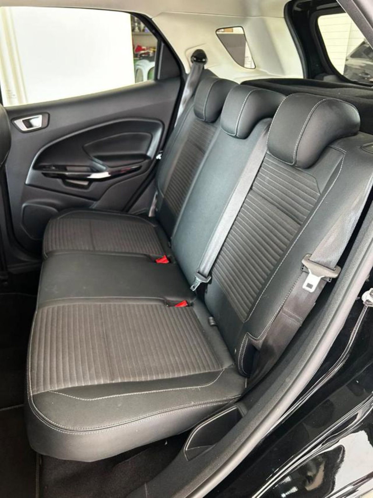 Ford EcoSport 1.5 TDCi 125 CV Start&Stop AWD Titanium (11)