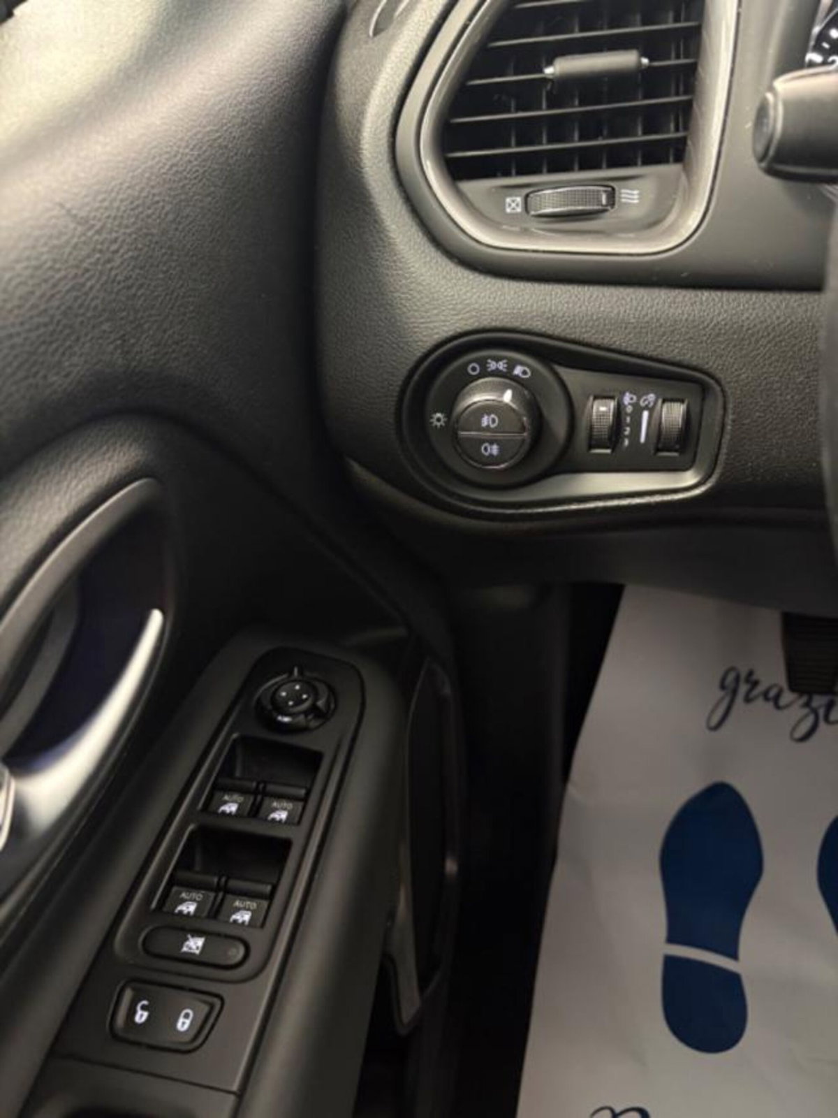Jeep Renegade 1.0 T3 Limited (11)