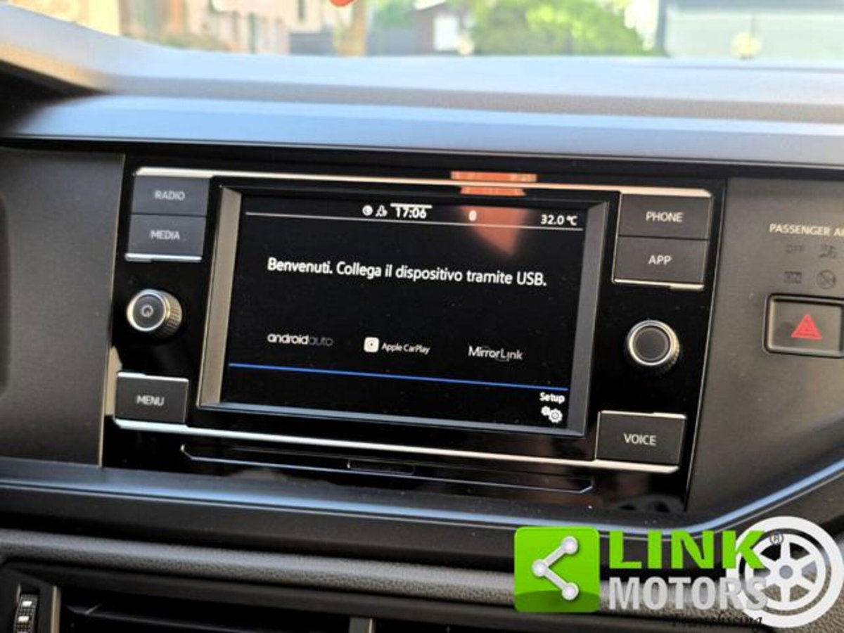 Volkswagen Polo 1.0 Life 80cv (10)