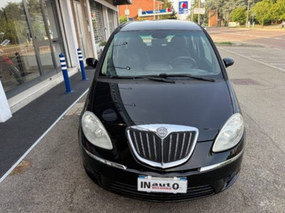 Lancia Musa 1.4 16V EURO 5 Oro Plus (3)
