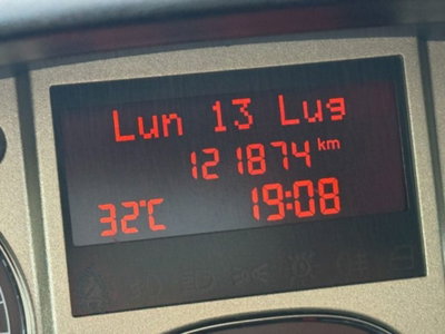 Lancia Musa 1.4 16V EURO 5 Oro Plus (9)