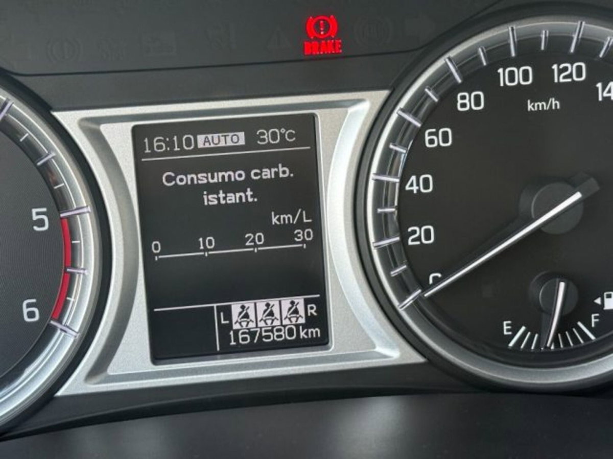 Suzuki Vitara 1.6 DDiS 4WD AllGrip DCT V-Top (20)