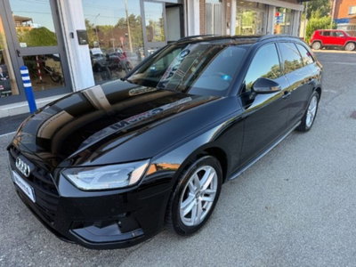 Audi A4 Avant 35 TDI/163 CV S tronic S line edition usata