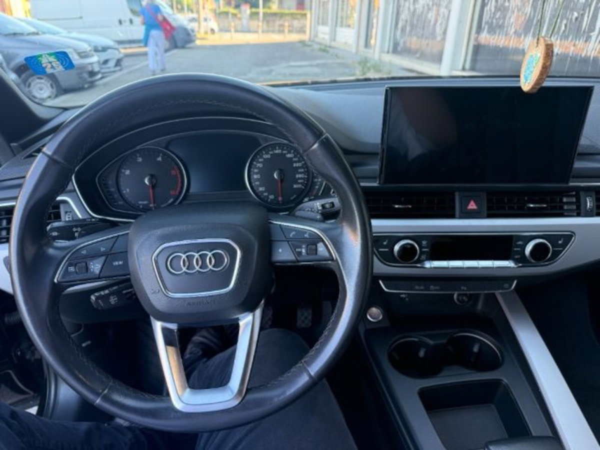 Audi A4 Avant 35 TDI/163 CV S tronic S line edition (11)