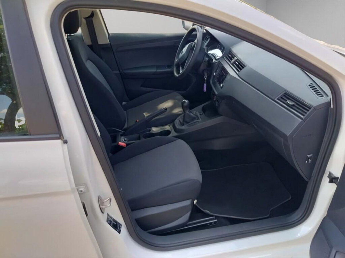 SEAT Ibiza 1.0 TGI 5 porte Reference (14)