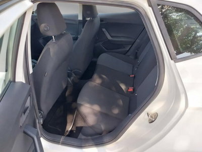 SEAT Ibiza 1.0 TGI 5 porte Reference (11)