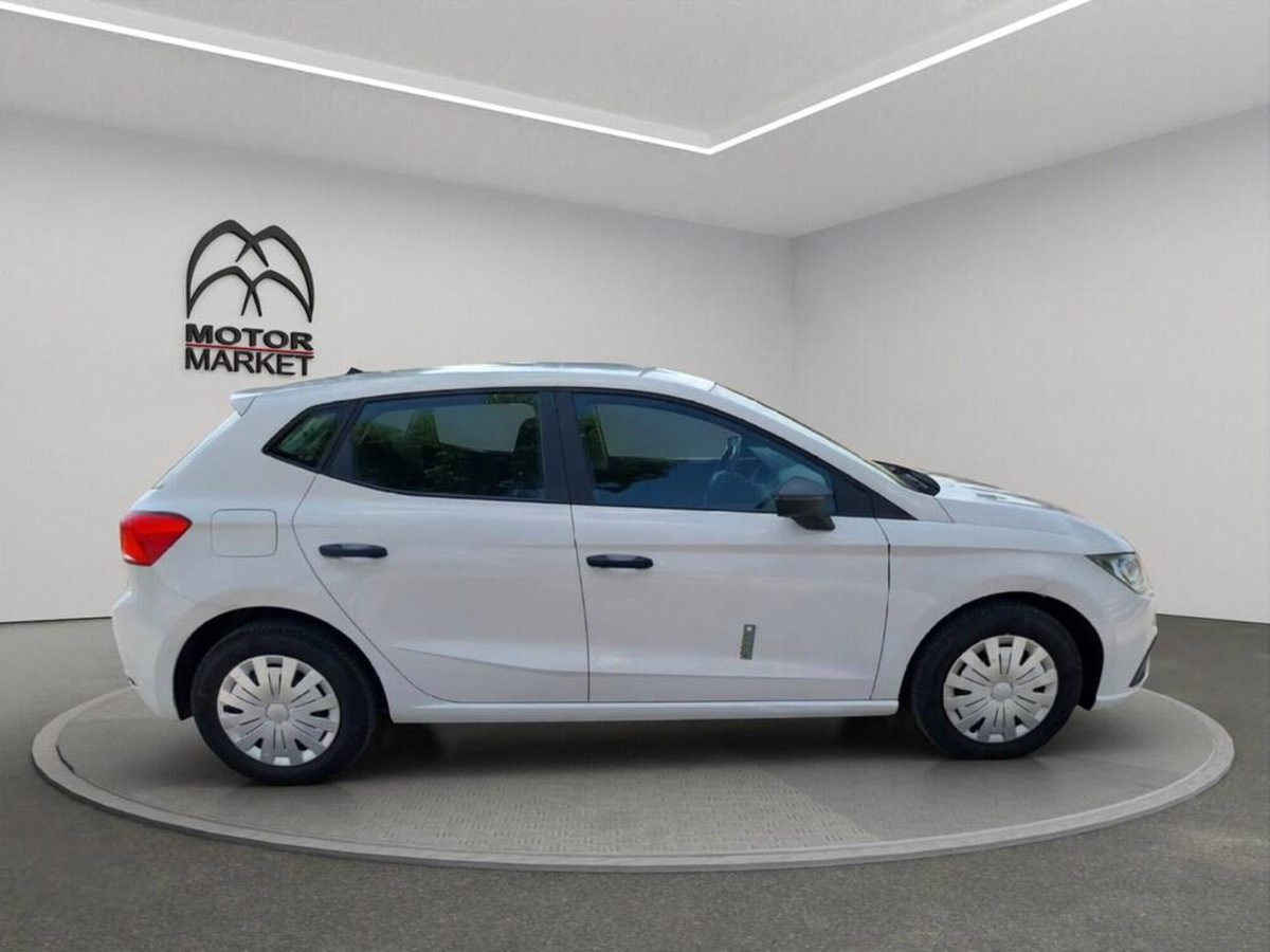 SEAT Ibiza 1.0 TGI 5 porte Reference (4)