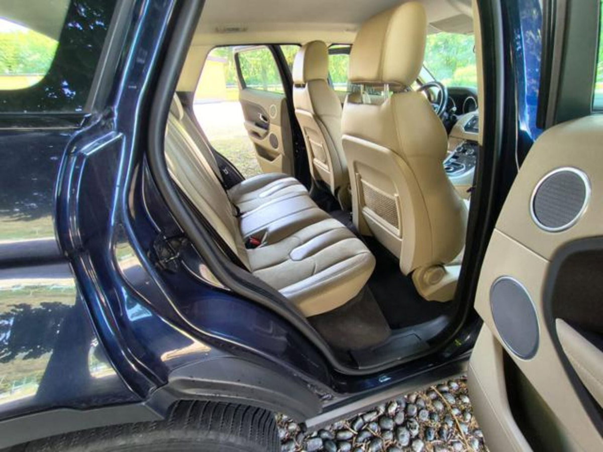 Land Rover Range Rover Evoque 2.2 Sd4 5p. Dynamic (18)