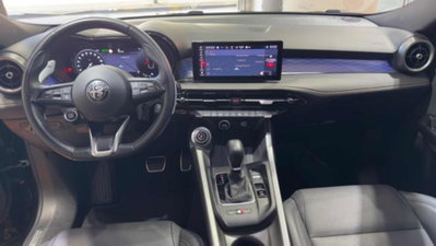 Alfa Romeo Tonale 1.6 Veloce 130cv tct6 (11)