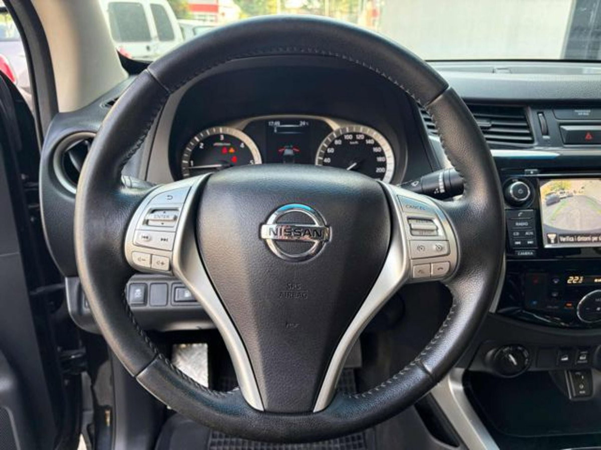 Nissan Navara 2.3 dCi 190 CV 7AT 4WD Double Cab Tekna (3)
