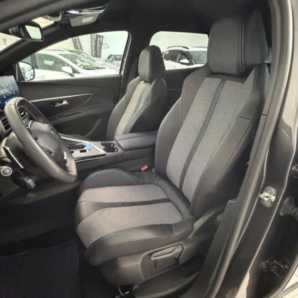 Peugeot 3008 BlueHDi 130 S&S EAT8 Allure Pack (14)