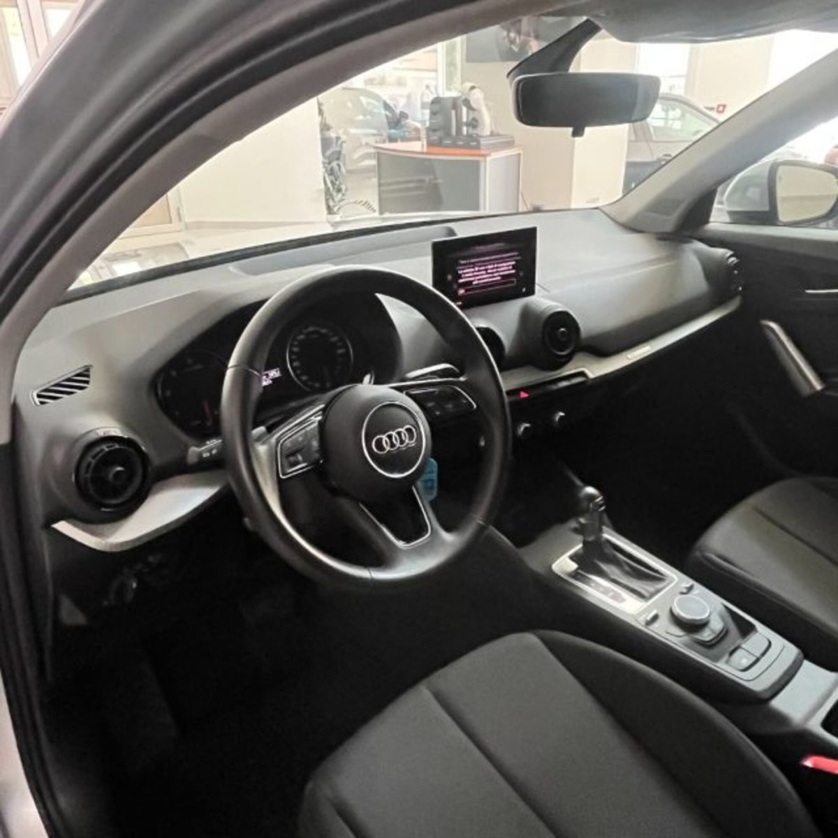 Audi Q2 Q2 1.6 TDI S tronic Business (12)