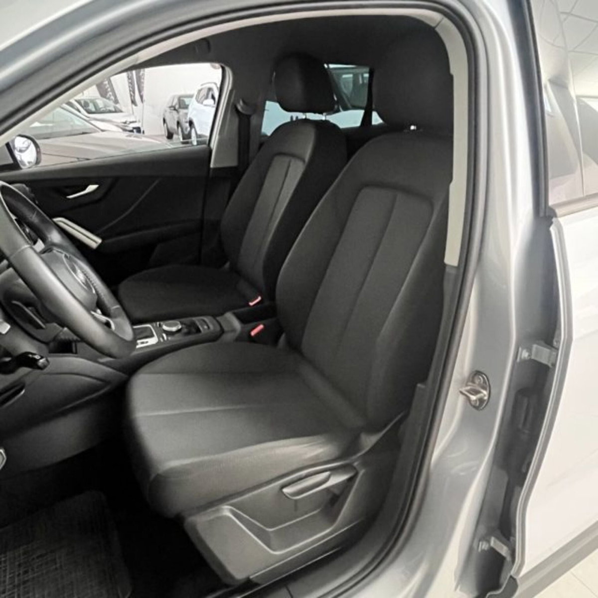 Audi Q2 Q2 1.6 TDI S tronic Business (16)