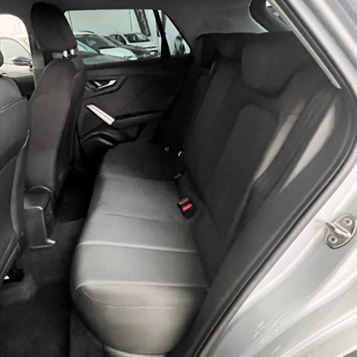 Audi Q2 Q2 1.6 TDI S tronic Business (17)