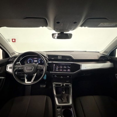 Audi Q3 35 TDI quattro S tronic Business Advanced (11)