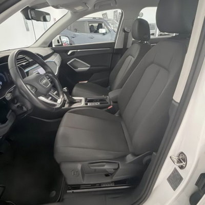 Audi Q3 35 TDI quattro S tronic Business Advanced (14)