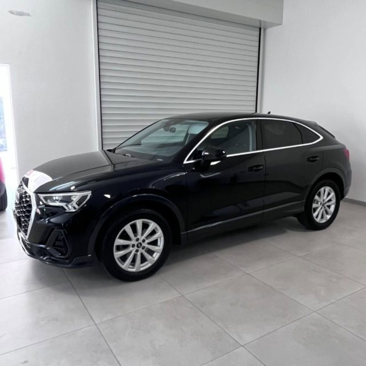 Audi Q3 Sportback 35 TDI Business Plus (3)