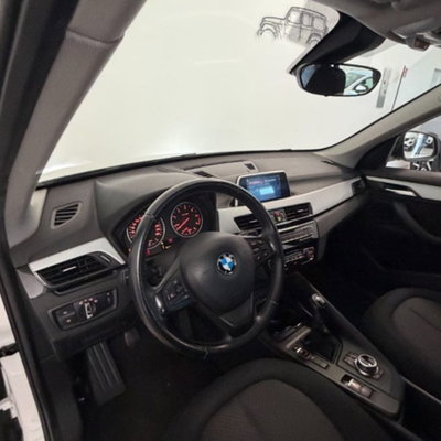 BMW X1 sDrive18d Business (10)