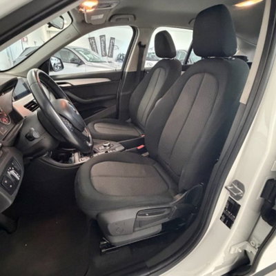 BMW X1 sDrive18d Business (14)