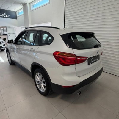 BMW X1 sDrive18d Business (5)