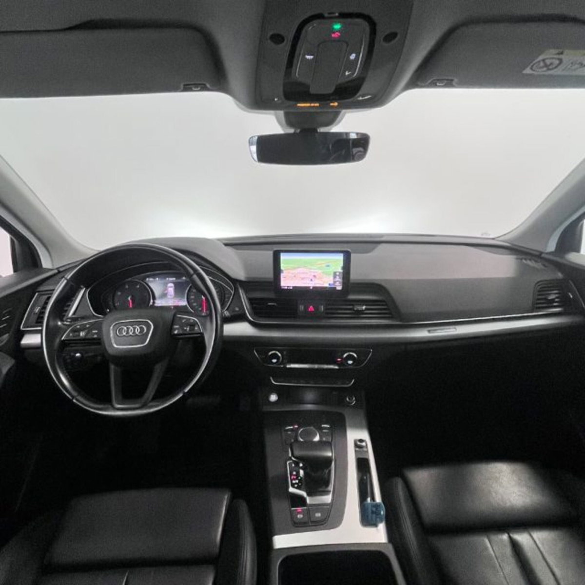 Audi Q5 40 TDI quattro S tronic Business (11)