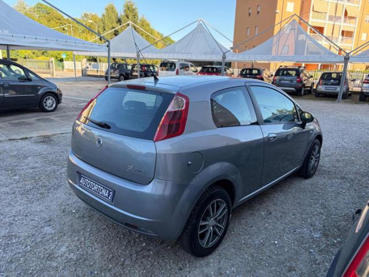 Fiat Grande Punto 1.2 3 porte Dynamic (2)
