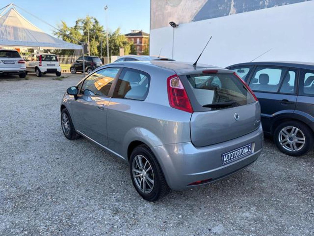 Fiat Grande Punto 1.2 3 porte Dynamic (3)