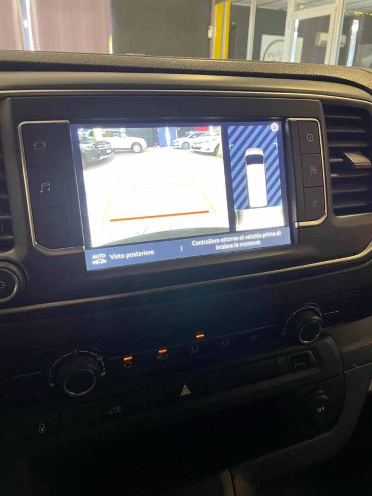 Fiat Scudo Furgone 2.0 BlueHDi 145CV AT8 PL-SL-TN Furgone Lounge (11)