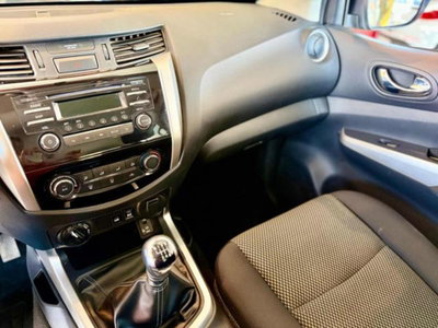 Nissan Navara 2.3 dCi 4WD Double Cab Acenta (13)