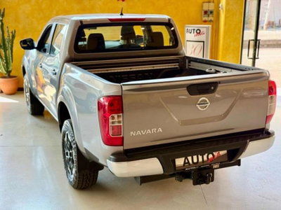 Nissan Navara 2.3 dCi 4WD Double Cab Acenta (16)