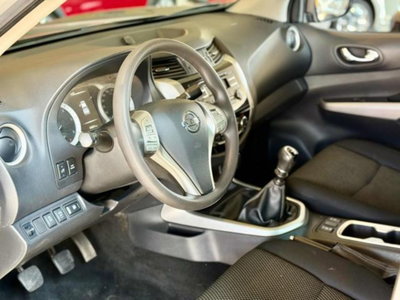 Nissan Navara 2.3 dCi 4WD Double Cab Acenta (8)