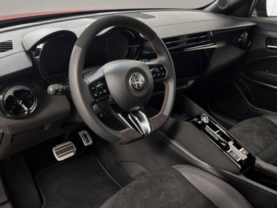 Alfa Romeo Junior 1.2 ibrida Q4 Intensa 145cv edct6 (18)